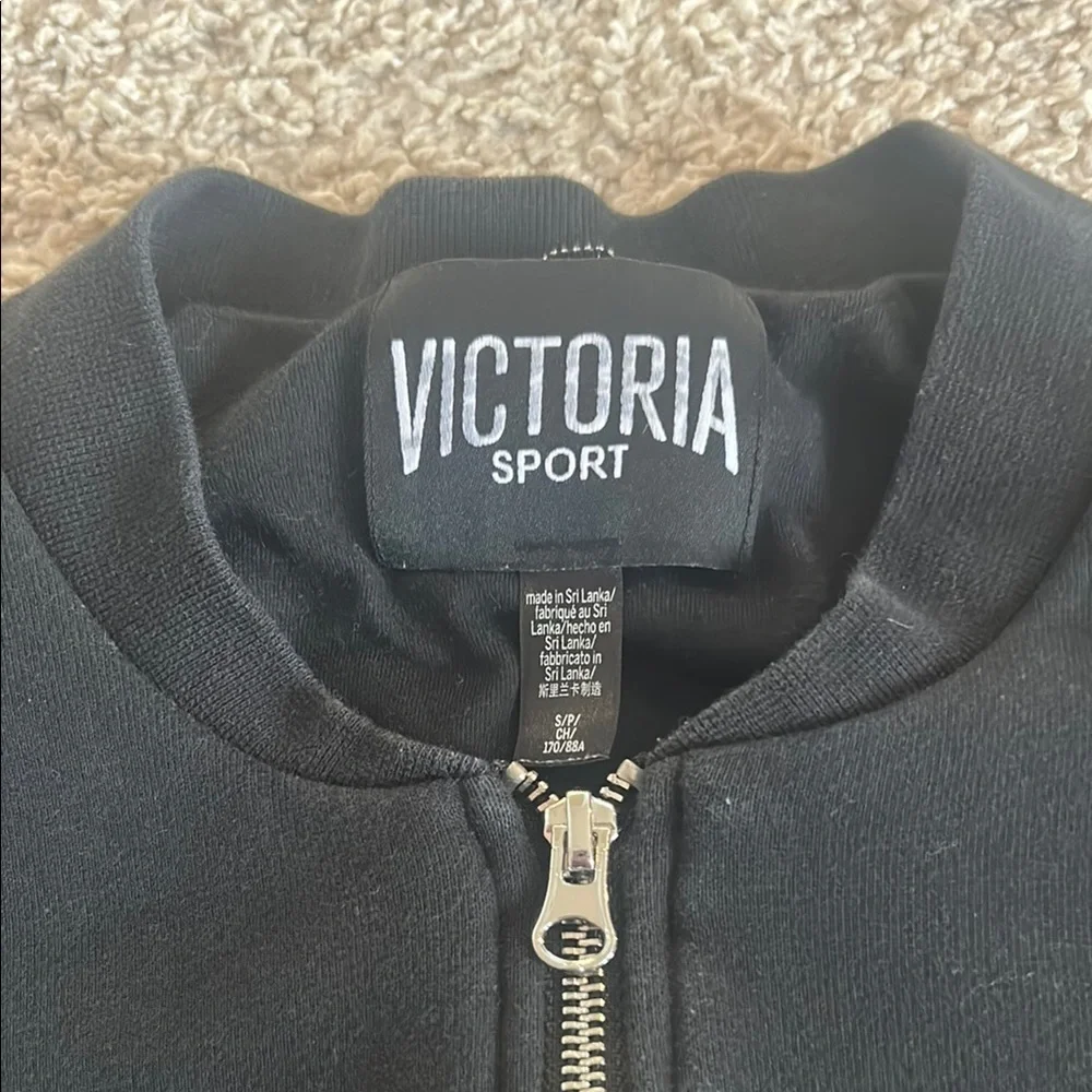 Victoria Sport Black Full- Zip Fleece Jacket - Picture 3 of 3